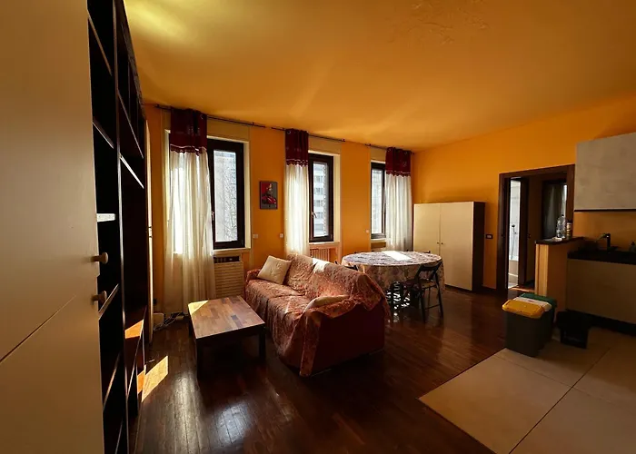 Apartment In Gioia,Central Station - Casa Pollons